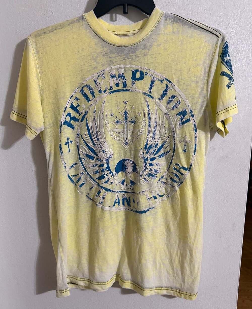 Men’s Y2K Vtg Raw State Redemption Live Free Graphic burnout T-Shirt